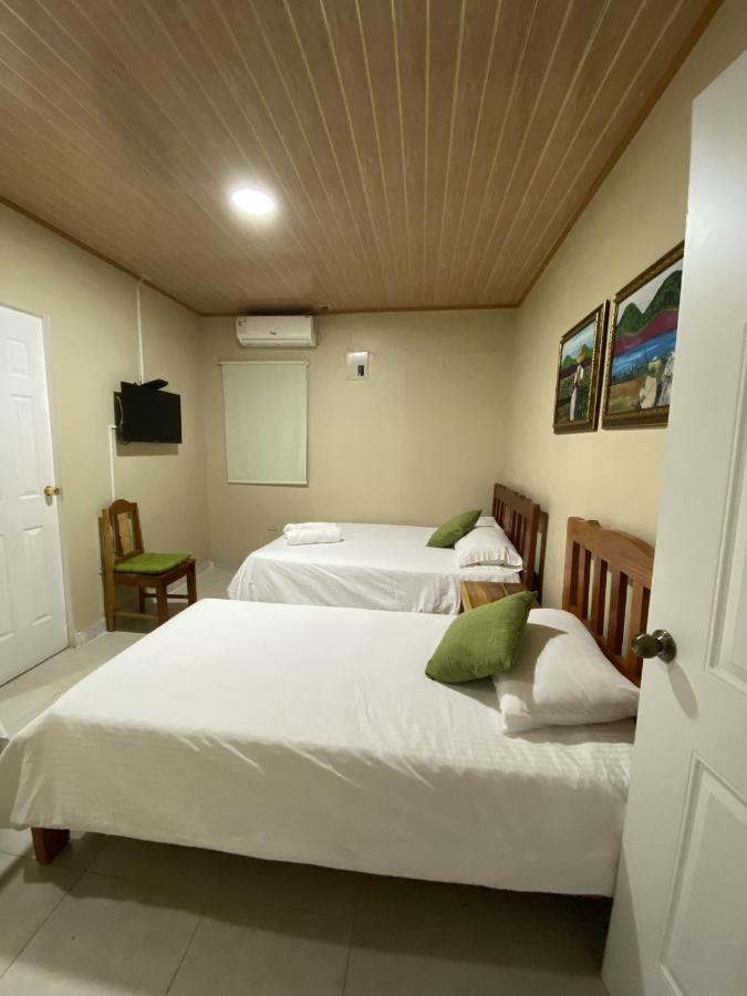 Hotel Ana Mary Santiago Eksteriør bilde